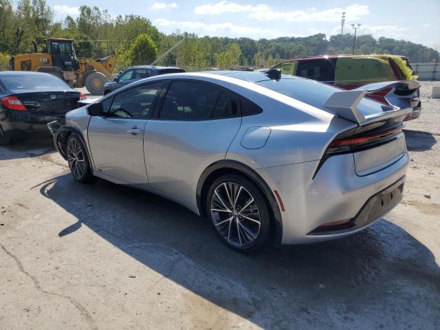 Фото 2 - TOYOTA PRIUS