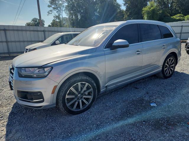 Фото 1 - AUDI Q7