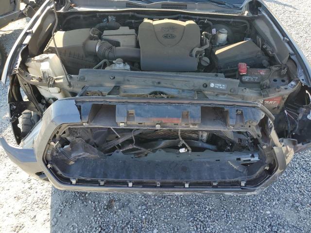 Фото 11 - TOYOTA TACOMA