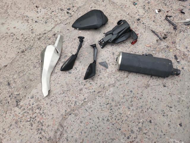 KAWASAKI NINJA 500 2025