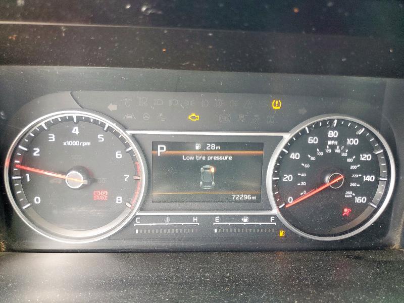 Фото 9 - KIA SORENTO