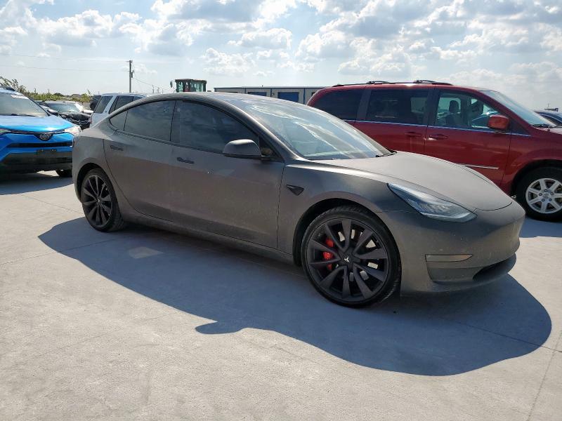 Фото 4 - TESLA MODEL 3