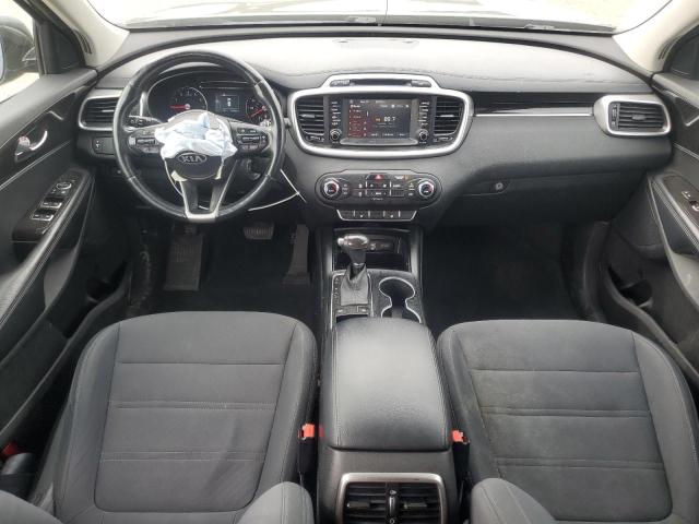 Фото 8 - KIA SORENTO