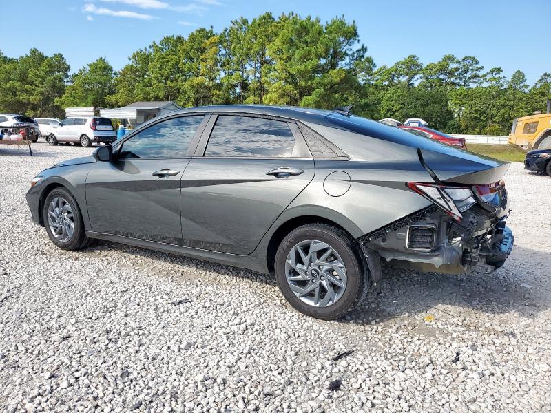 Фото 2 - HYUNDAI ELANTRA