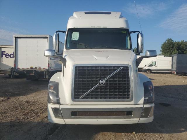 VOLVO VN 2017 VIN 4V4NC9EH2HN988952