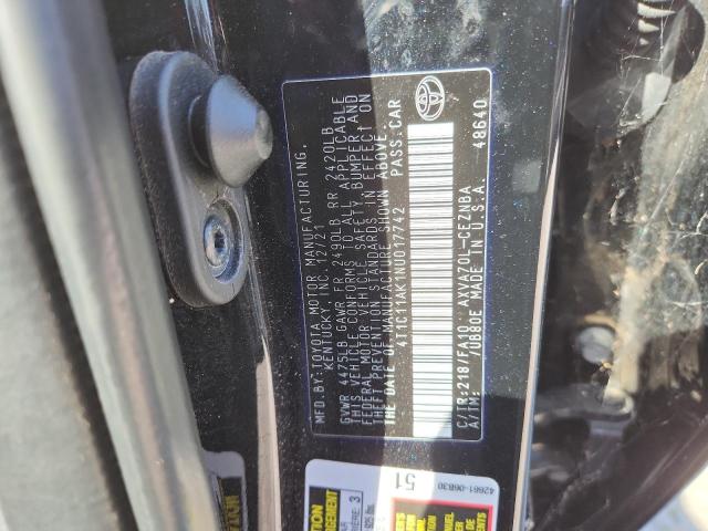 Фото 12 - TOYOTA CAMRY