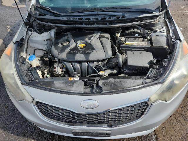 Фото 11 - KIA FORTE