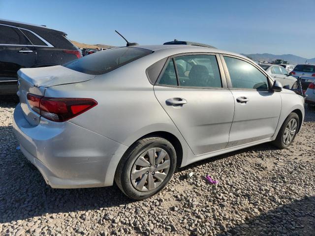 Фото 3 - KIA RIO