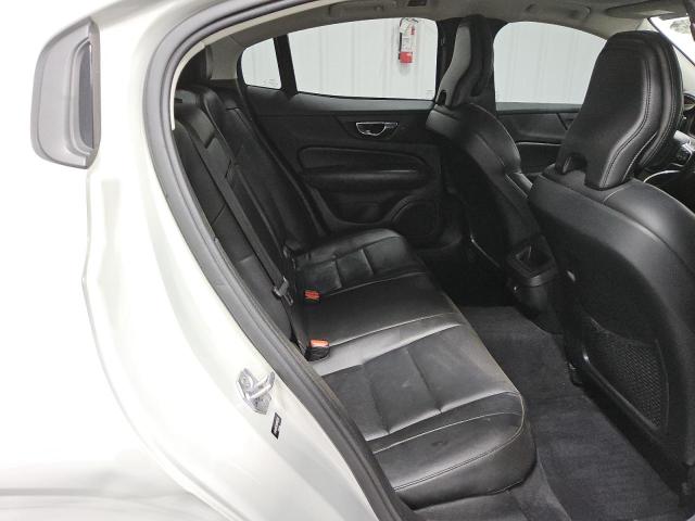 Фото 10 - VOLVO S60