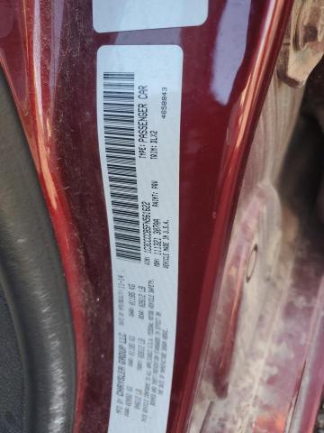 Фото 12 - CHRYSLER 200