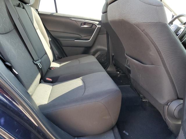 Фото 11 - TOYOTA RAV4