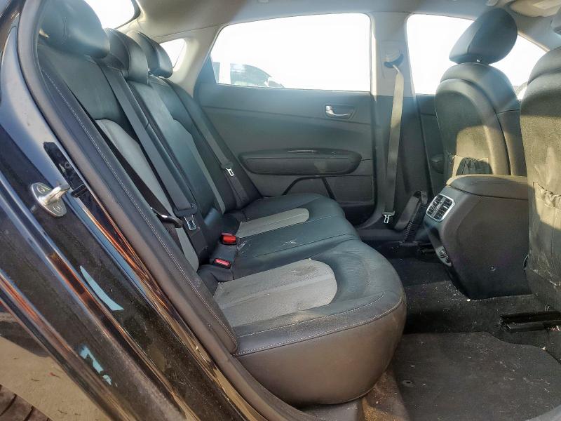 Фото 10 - KIA OPTIMA