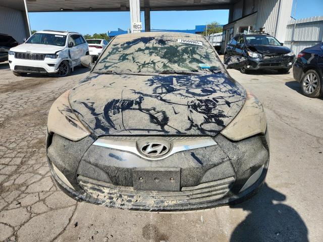 Фото 5 - HYUNDAI VELOSTER