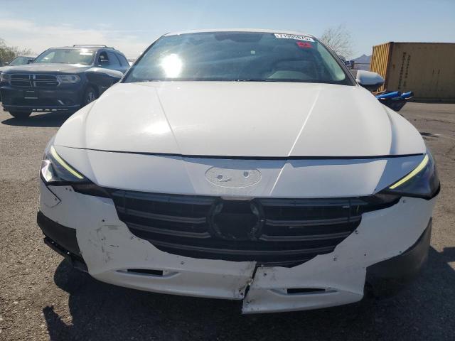 Фото 5 - HYUNDAI ELANTRA