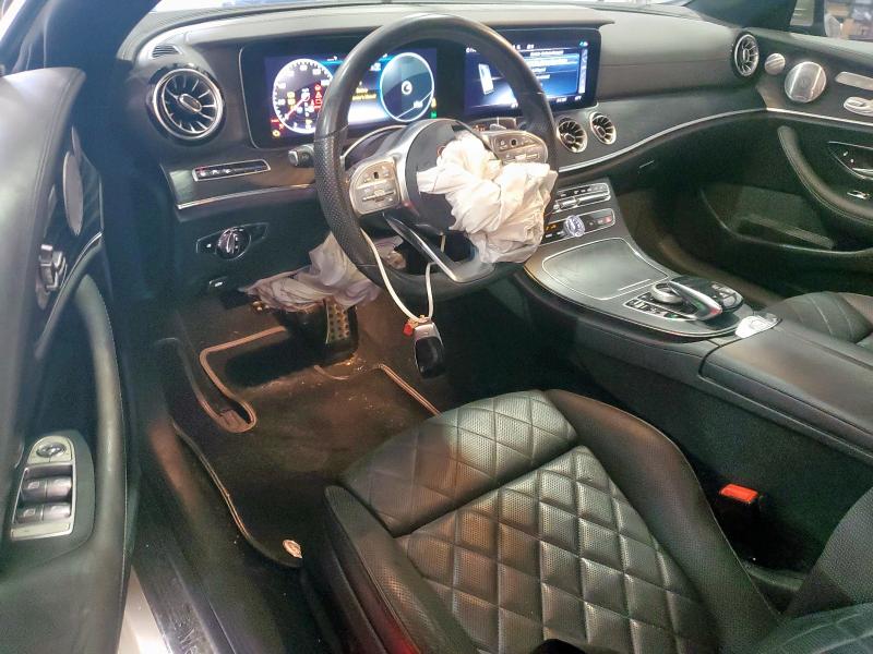 Фото 8 - MERCEDES-BENZ E-CLASS