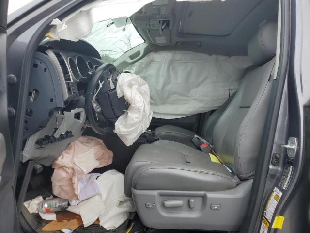 Фото 7 - TOYOTA SEQUOIA