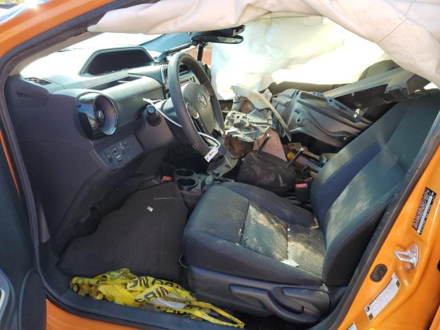 Фото 7 - TOYOTA PRIUS