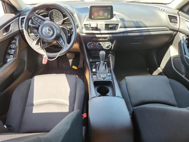 Фото 8 - MAZDA 3