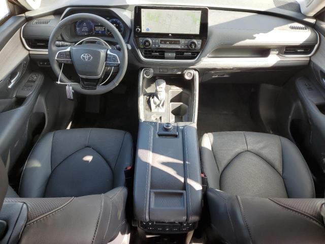 Фото 8 - TOYOTA GRAND HIGH