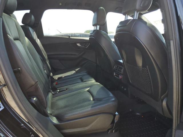 Фото 11 - AUDI Q7