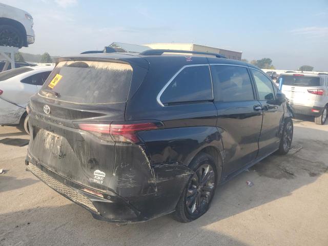 Фото 3 - TOYOTA SIENNA