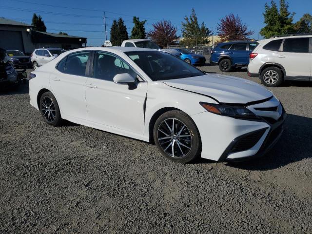 Фото 4 - TOYOTA CAMRY