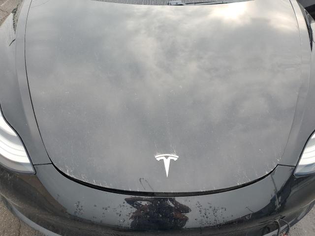 Фото 11 - TESLA MODEL 3