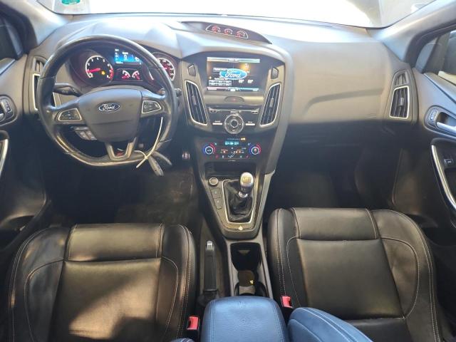 Фото 8 - FORD FOCUS