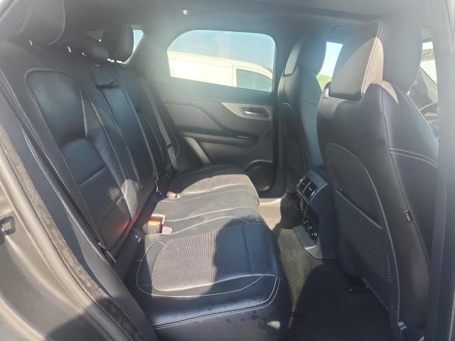 Фото 11 - JAGUAR F-PACE