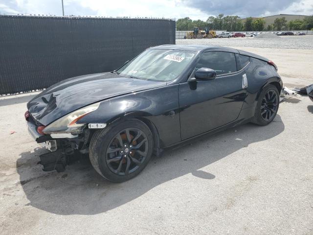 Фото 1 - NISSAN 370Z