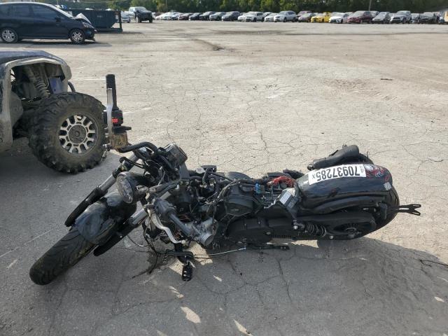 INDIAN SCOUT ROGU 2022