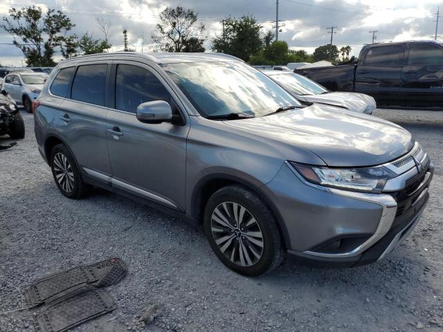 Фото 4 - MITSUBISHI OUTLANDER