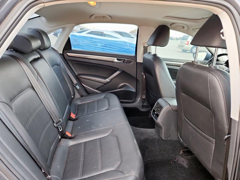 Фото 10 - VOLKSWAGEN PASSAT