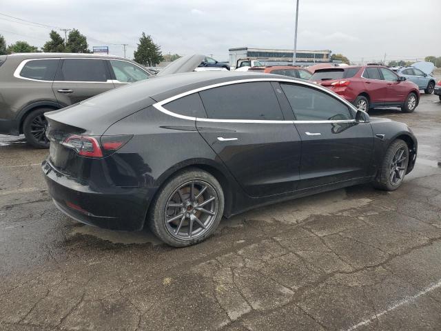 Фото 3 - TESLA MODEL 3