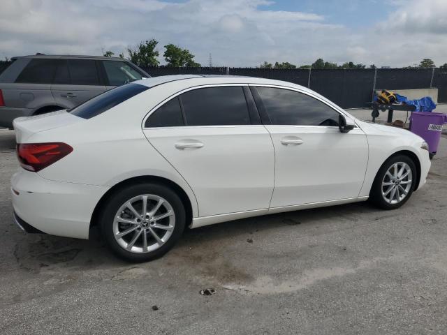 Фото 3 - MERCEDES-BENZ A-CLASS