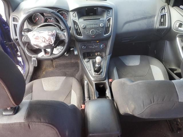 Фото 8 - FORD FOCUS