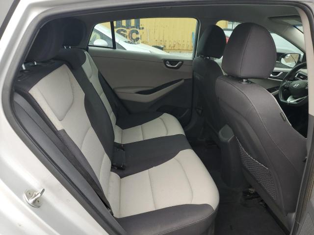 Фото 10 - HYUNDAI IONIQ