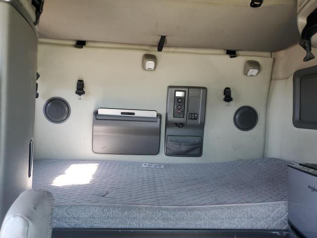 Фото 6 - VOLVO All Models