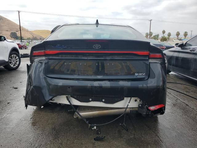 Фото 6 - TOYOTA PRIUS