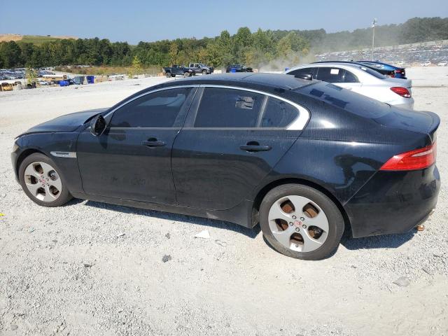 Фото 2 - JAGUAR XE