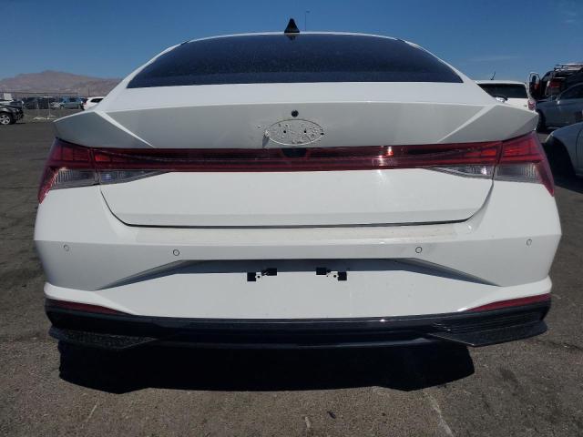 Фото 6 - HYUNDAI ELANTRA