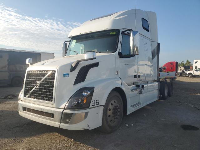 VOLVO VN 2017 VIN 4V4NC9EH2HN988952