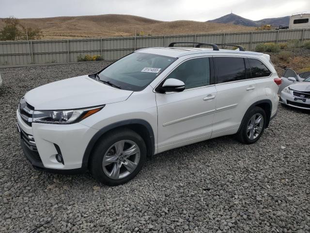 Фото 1 - TOYOTA HIGHLANDER