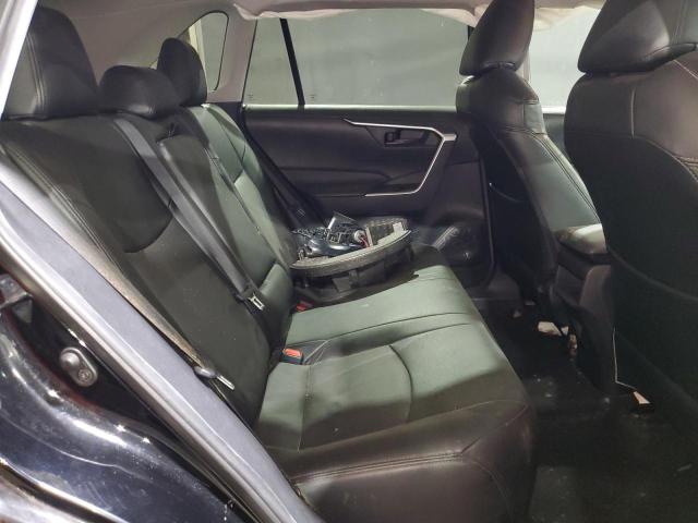 Фото 11 - TOYOTA RAV4