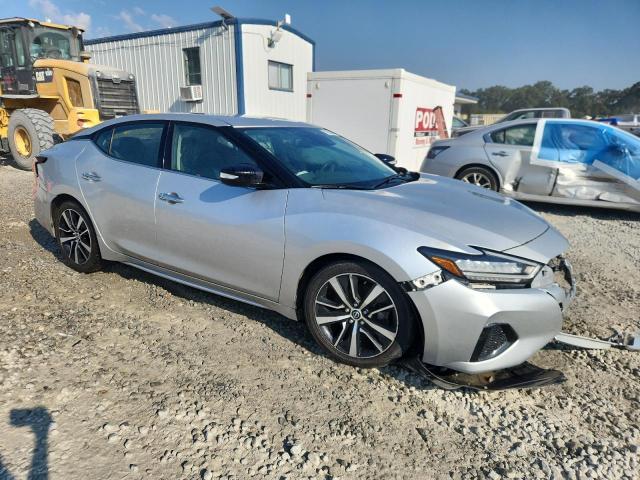 Фото 4 - NISSAN MAXIMA