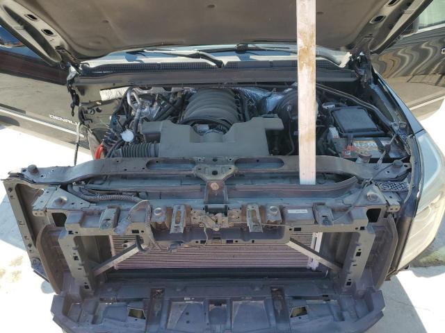 Фото 12 - GMC YUKON