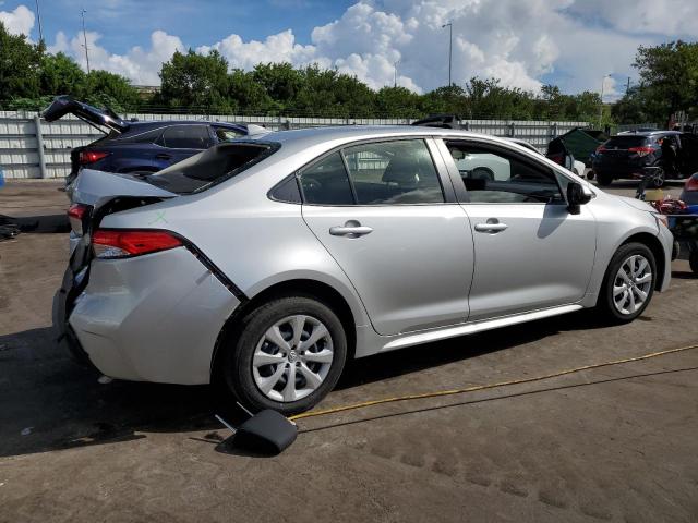 Фото 3 - TOYOTA COROLLA