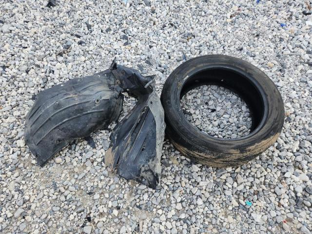 Фото 13 - MAZDA CX30