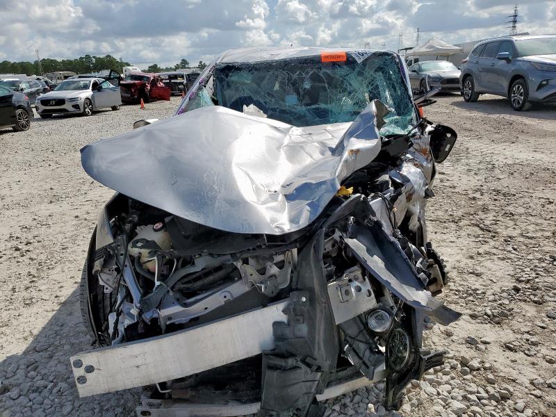 Фото 5 - TOYOTA C-HR