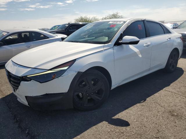 Фото 1 - HYUNDAI ELANTRA